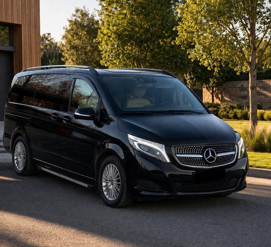 Чёрный Mercedes-Benz V-Class